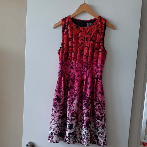 VINCE CAMUTO - Pink Floral A-Line Dress - Size  6 - Picture 6 of 6
